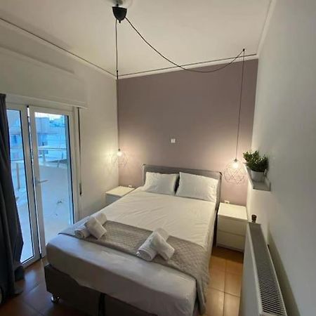 Pent House With Terrace Apartment พีเรียส ภายนอก รูปภาพ