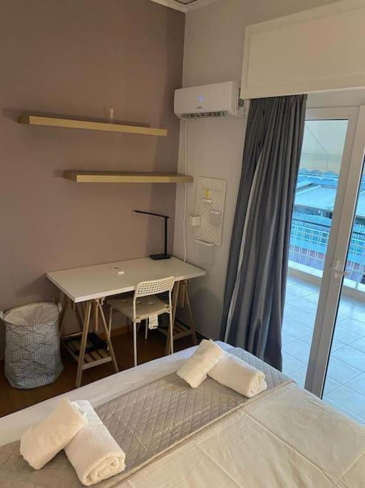 Pent House With Terrace Apartment พีเรียส ภายนอก รูปภาพ